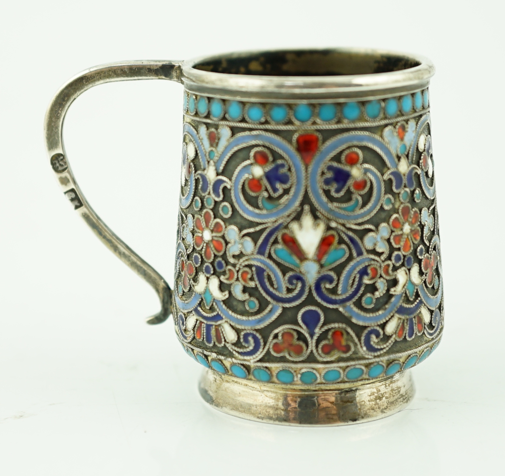 A late 19th century Russian 84 zolotnik silver and cloisonné enamelled handled tot, master Gustav Klingert